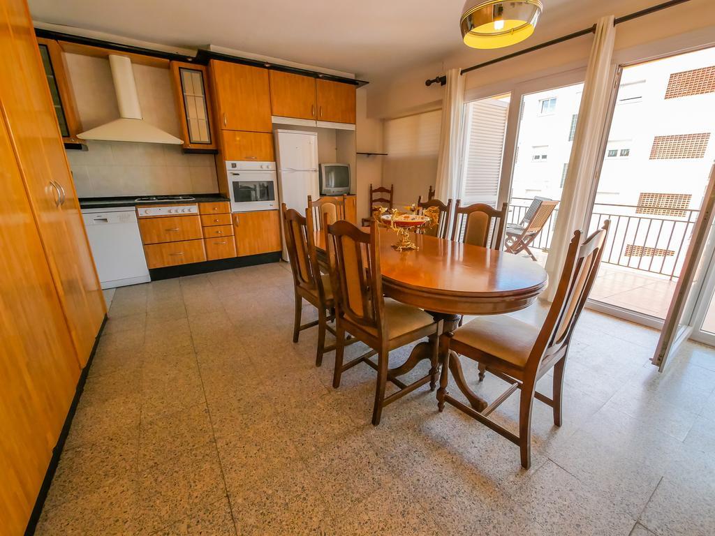 Agi Ferran 32 Apartman Roses Kültér fotó